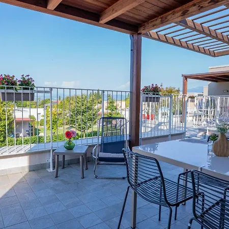 Sisan Family Курортный комплекс 4*