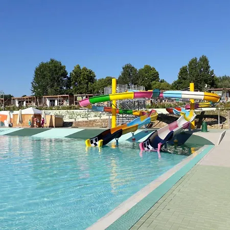 Sisan Family Resort