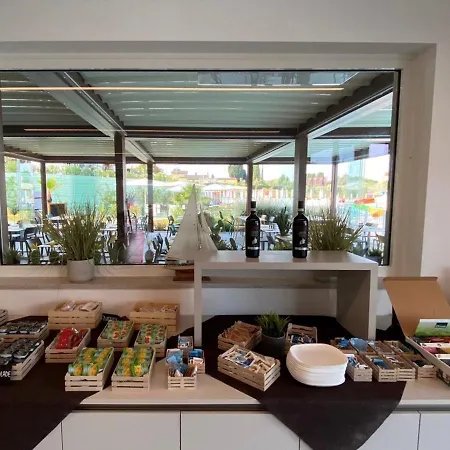 Sisan Family אתר נופש