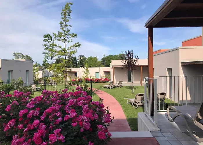 Sisan Family Resort 4*